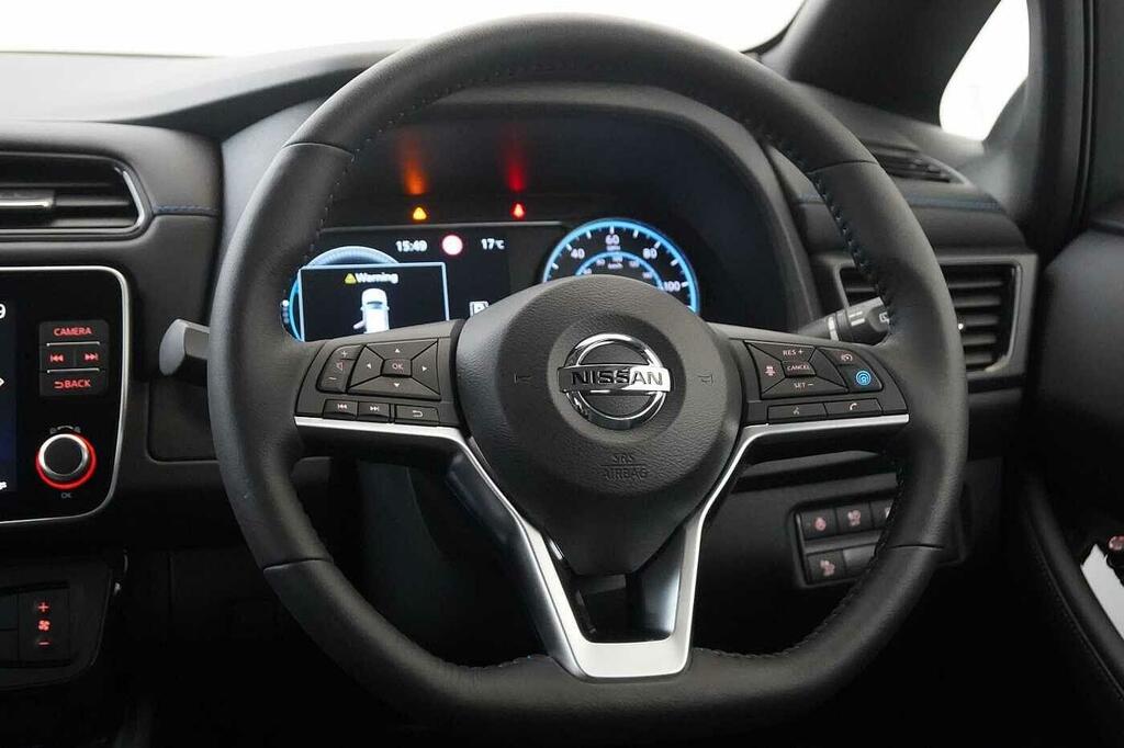 Nissan Leaf 110Kw N-connecta 40Kwh Black #32