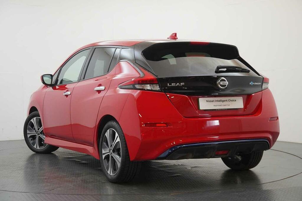 Nissan Leaf E 62Kw Tekna With Bose Audio And Pro Pilot T Red #3