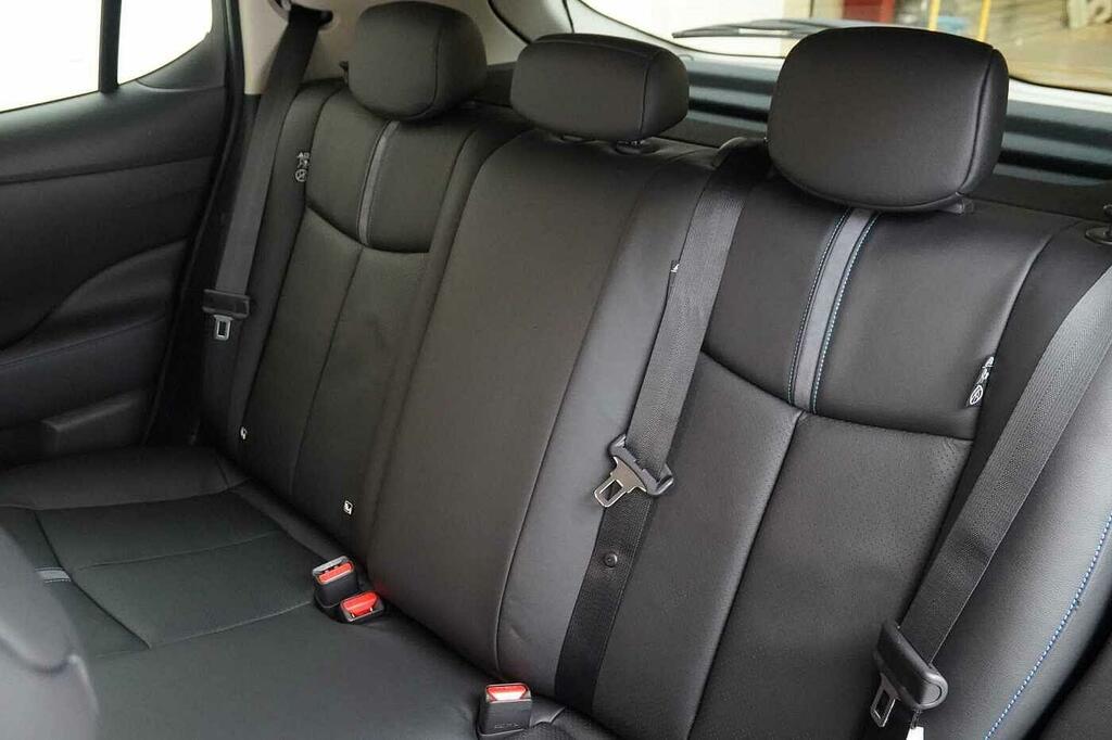 Nissan Leaf 110Kw N-connecta 40Kwh Black #23