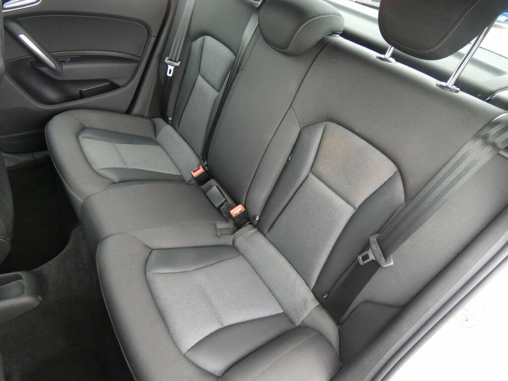 Audi A1 Sportback 1.6 Tdi Sport Nav Ss 116Ps Grey #11