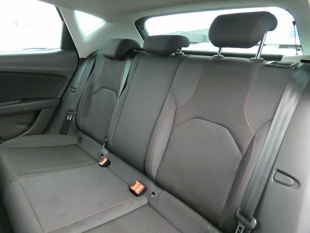 Seat Leon Nf Se Dynamic 1.0 Tsi 110 6-Speed Manua Black #15