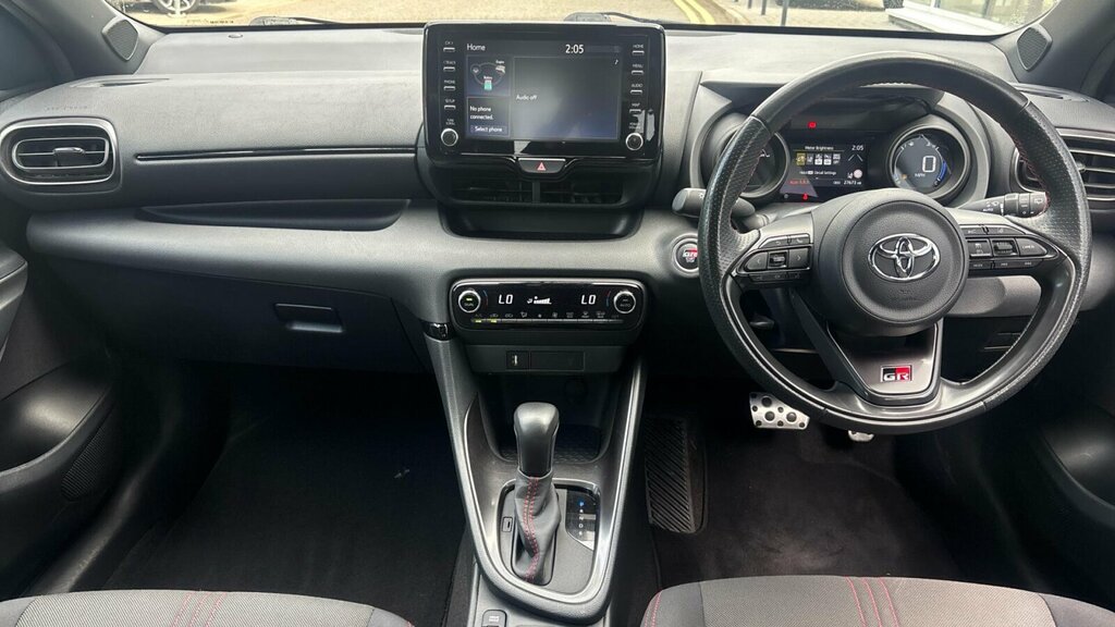 Toyota Yaris 1.5 Vvt-h Gr Sport E-cvt Euro 6 Ss White #6