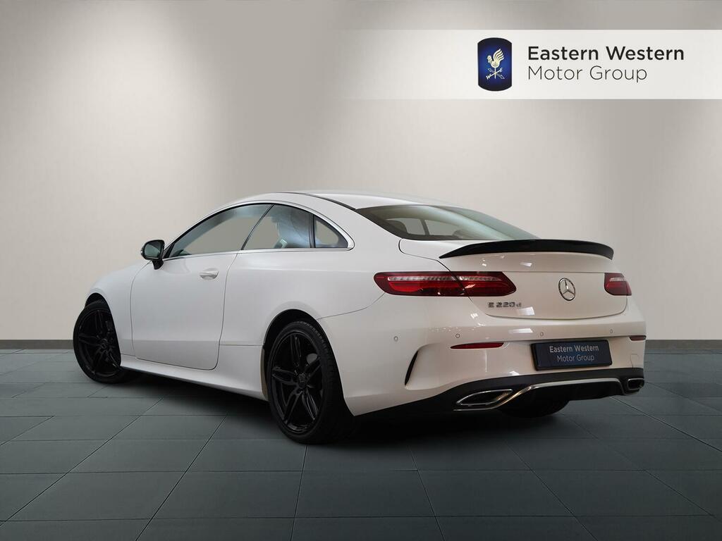 Mercedes-Benz E Class E 220 D Amg Line White #2