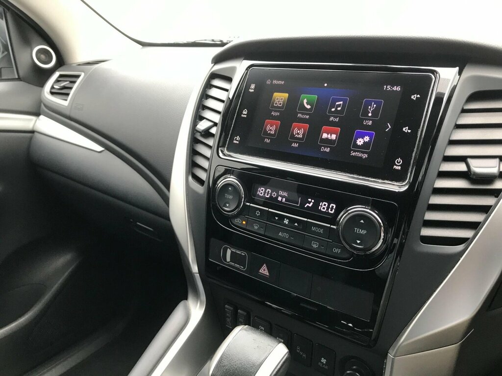 Mitsubishi Shogun Sport D 3 Brown #40