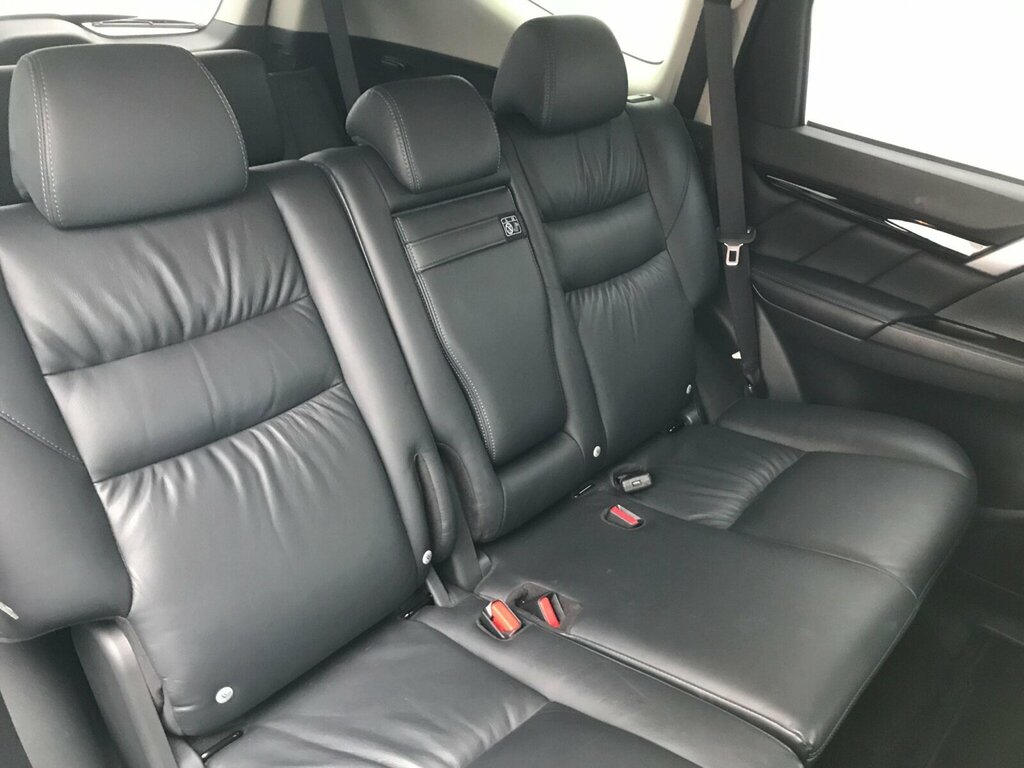 Mitsubishi Shogun Sport D 3 Brown #18