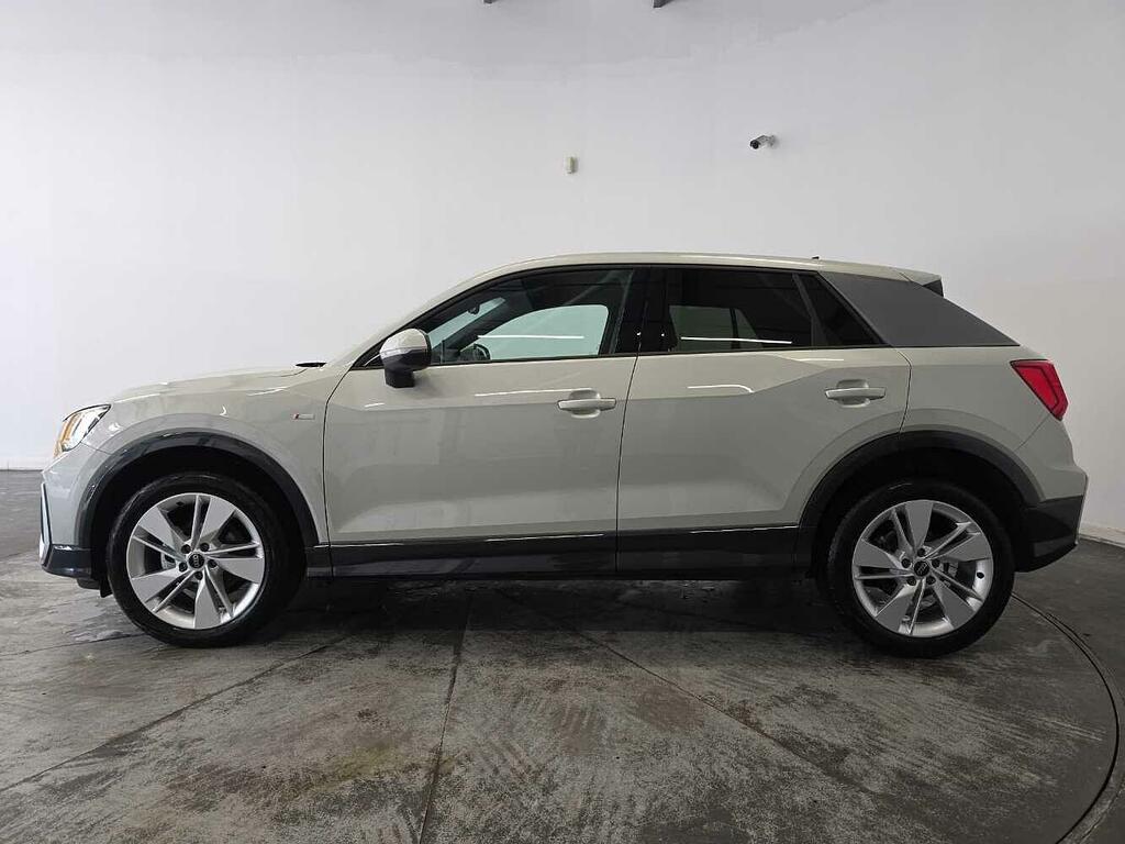 Audi Q2 S Line 35 Tfsi 150 Ps S Tronic Silver #4