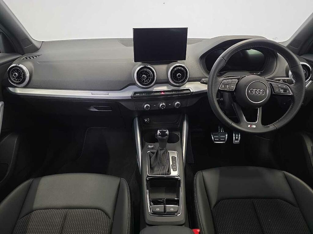 Audi Q2 Black Edition 35 Tfsi 150 Ps S Tronic Black #12