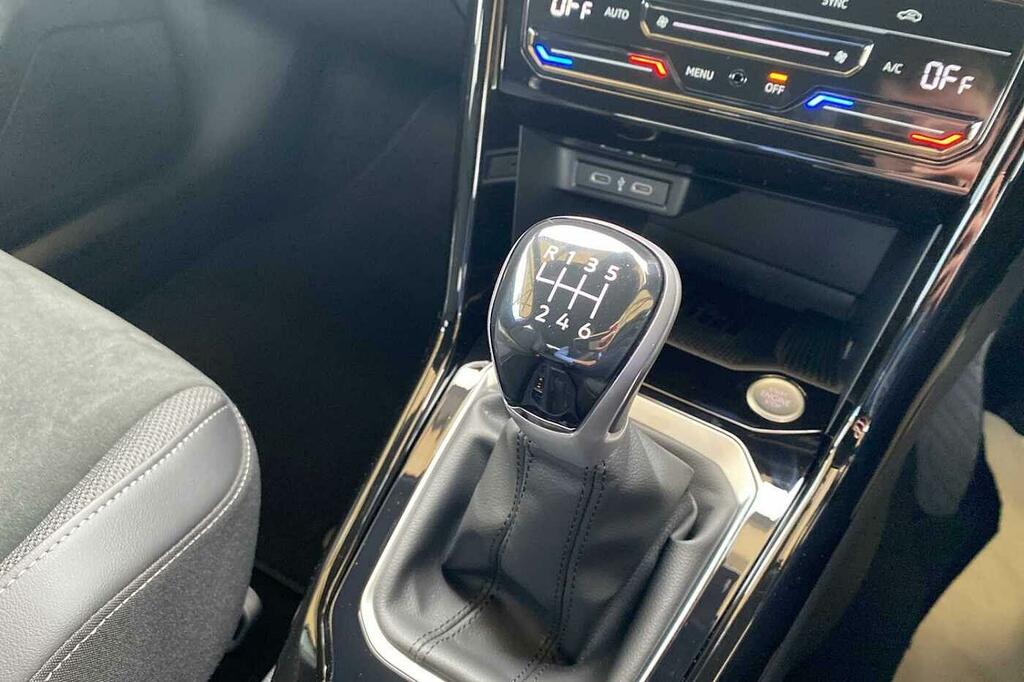 Volkswagen T-Roc R-line Black #20