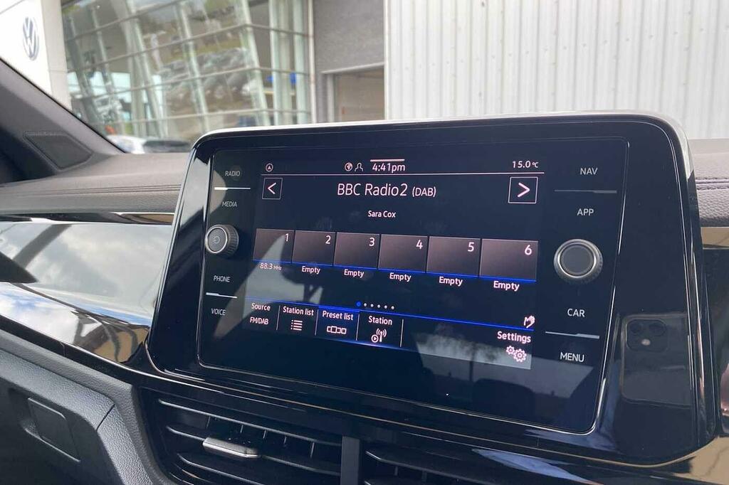 Volkswagen T-Roc R-line Black #15