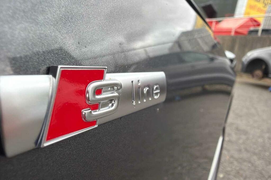 Audi A4 Avant 35 Tdi S Line S Tronic Grey #16