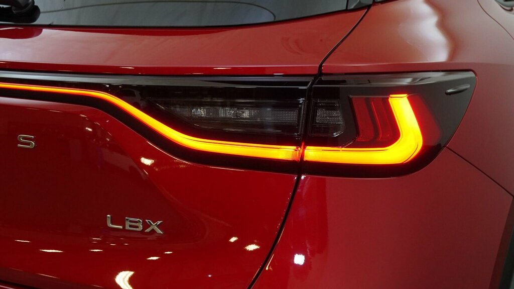 Lexus LBX 1.5 Vvt-ie Premium Plus E-cvt Euro 6 Ss Grey #43