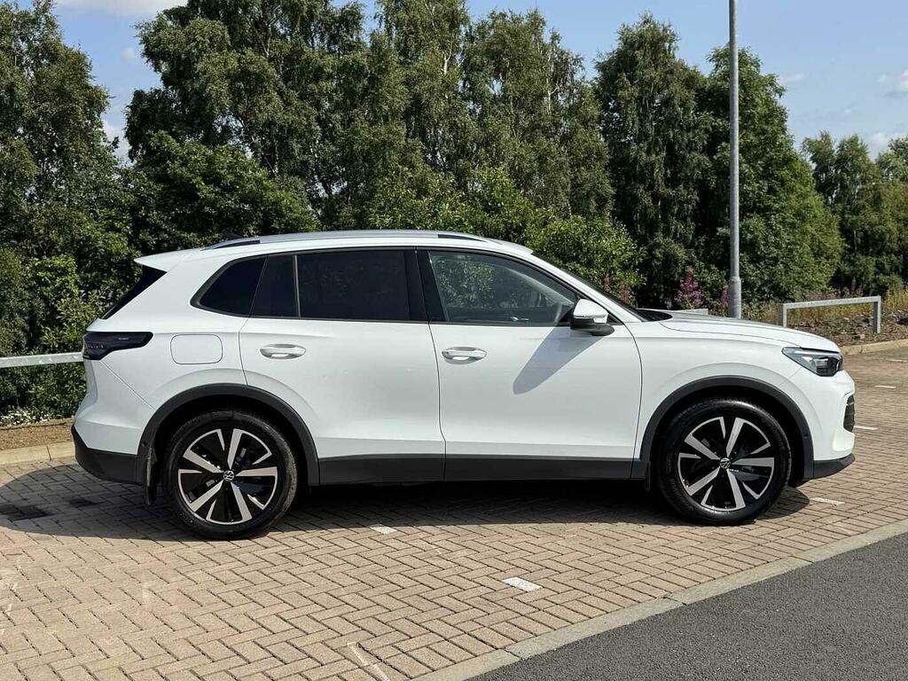 Volkswagen Tiguan 1.5 Etsi 150 Match Dsg White #4