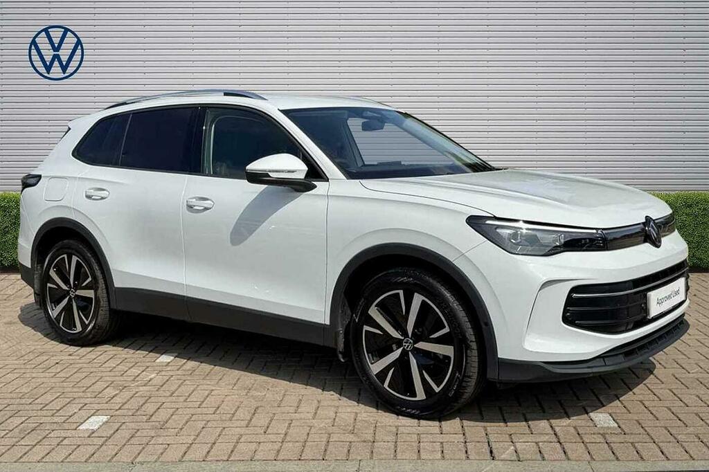 Volkswagen Tiguan 1.5 Etsi 150 Match Dsg White