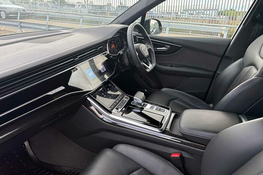 Audi Q7 Black Edition 55 Tfsi E Quattro 381 Ps Tiptronic Black #2