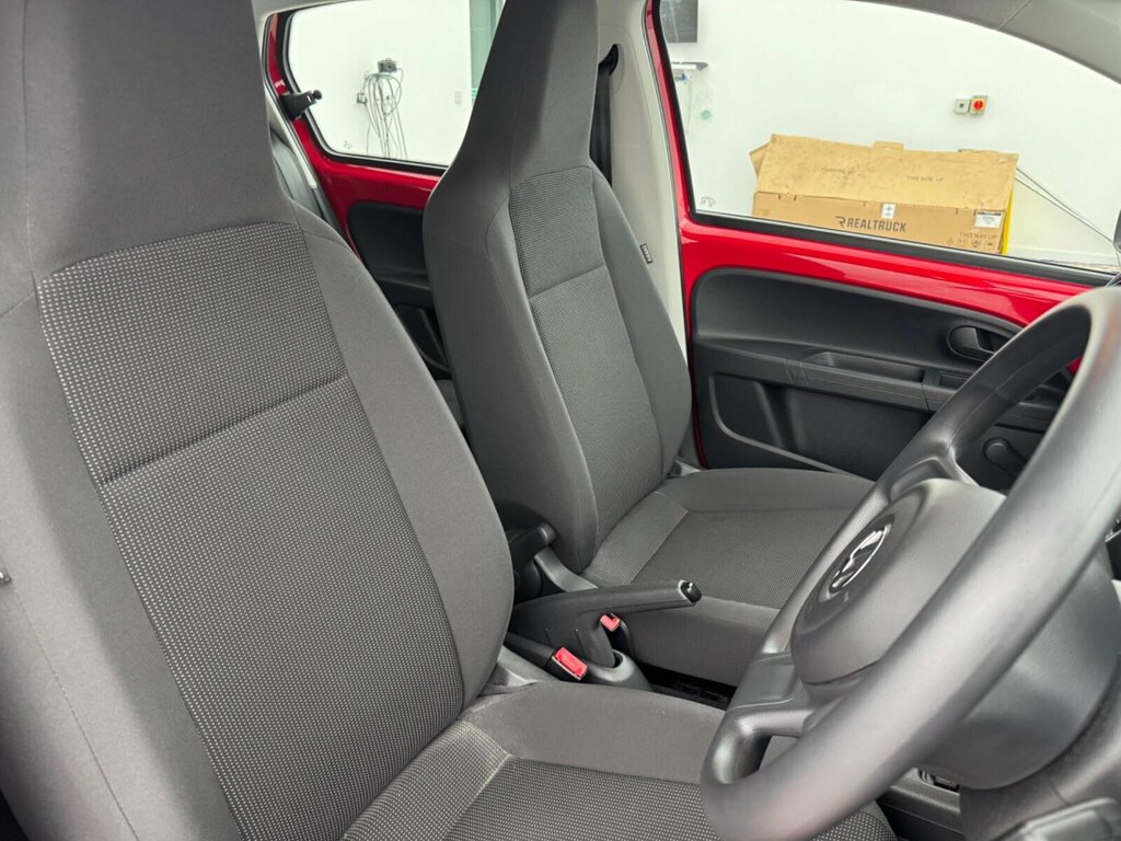 Volkswagen Up Hatchback 1.0 Move Up Euro 5 201414 Red #9