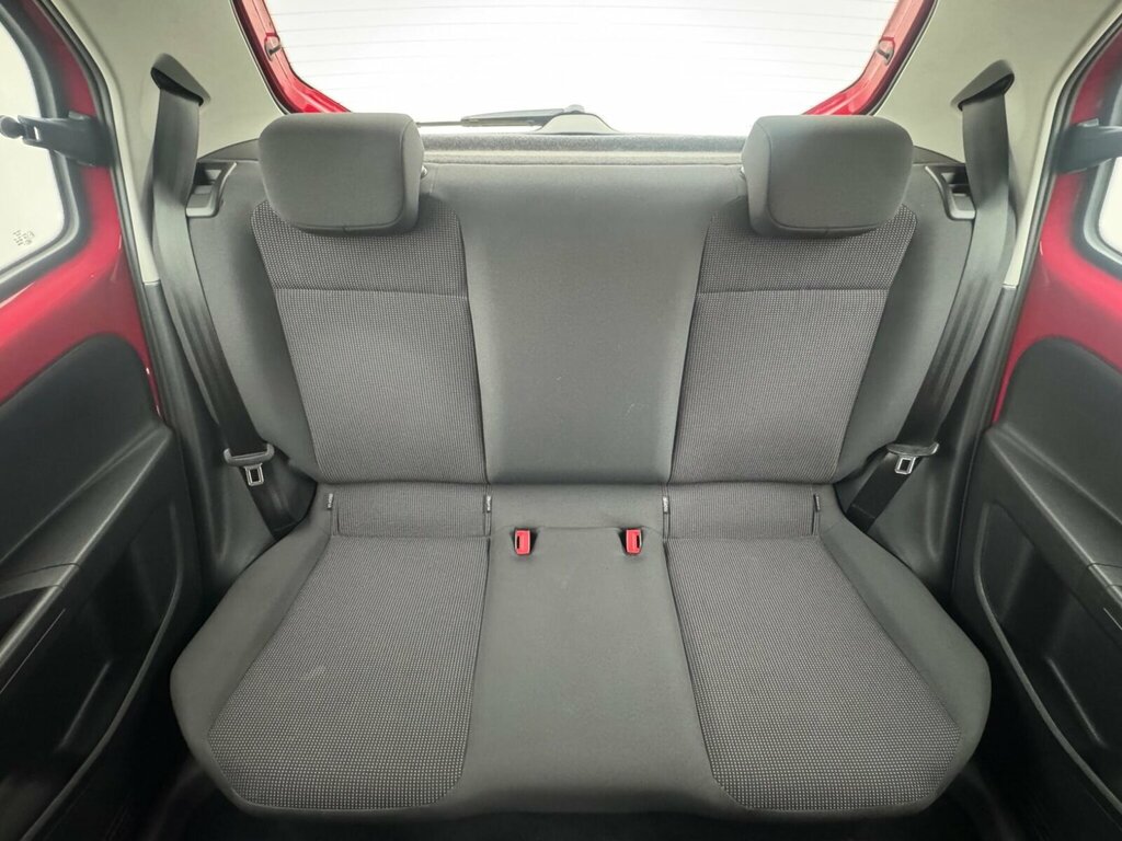 Volkswagen Up Hatchback 1.0 Move Up Euro 5 201414 Red #11