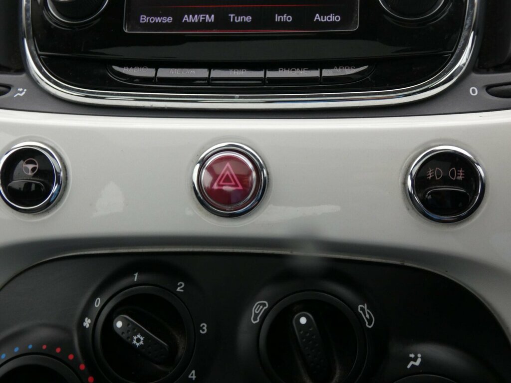 Fiat 500 Pop Star 3-Door White #25