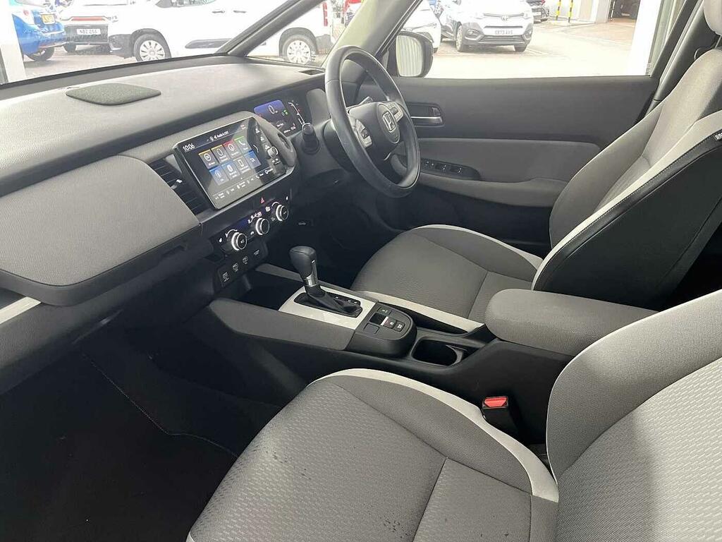 Honda Jazz 1.5 I-mmd Hybrid Crosstar Ex Ecvt White #2