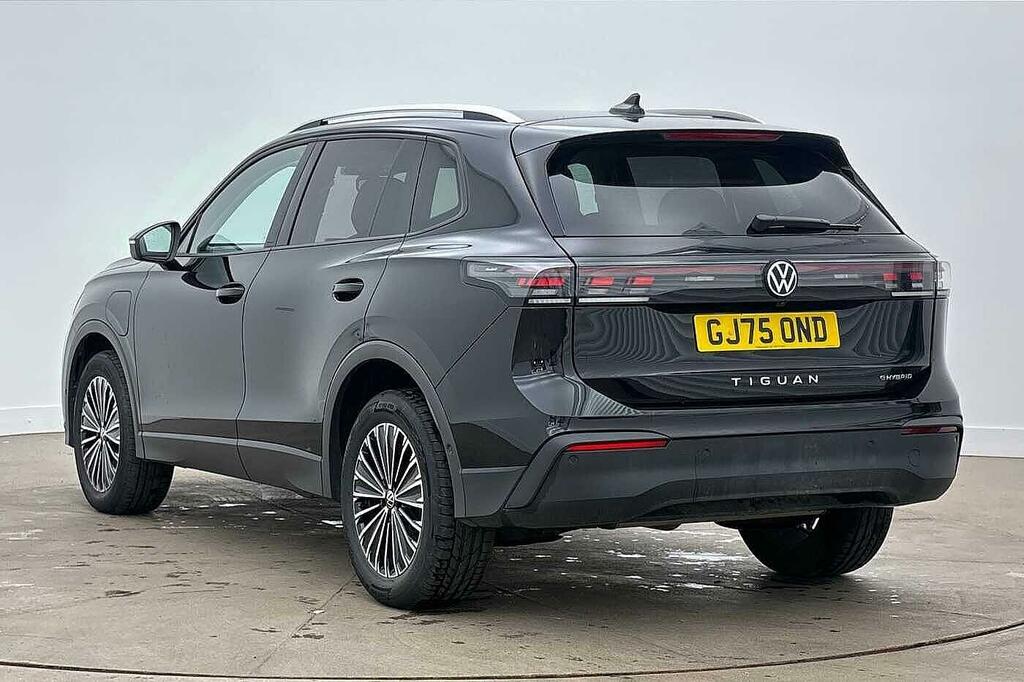 Volkswagen Tiguan 1.5 Tsi Ehybrid Elegance Dsg Green #3