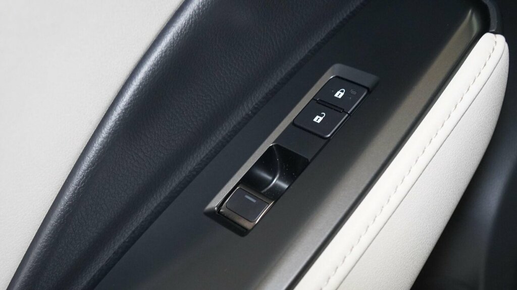 Lexus LBX 1.5 Vvt-ie Premium E-cvt Euro 6 Ss Grey #27