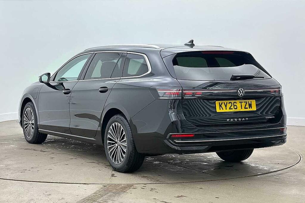 Volkswagen Passat Elegance 1.5 Tsi Ehybrid 204 Ps 6-Speed Dsg Black #3