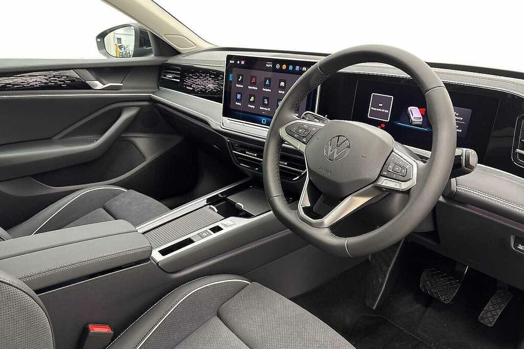 Volkswagen Passat Elegance 1.5 Tsi Ehybrid 204 Ps 6-Speed Dsg Black #6