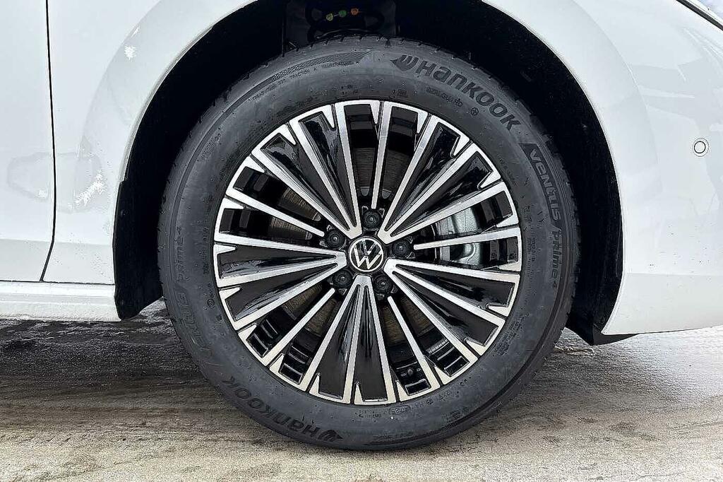 Volkswagen Passat 1.5 Tsi Ehybrid Elegance Dsg White #5