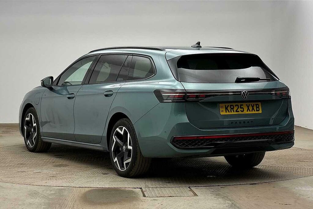Volkswagen Passat 1.5 Tsi Ehybrid 272 R-line Dsg Green #3