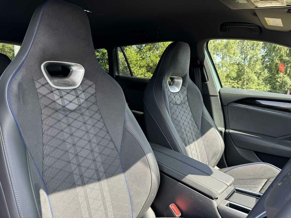 Volkswagen Passat 1.5 Etsi R-line Dsg Grey #17