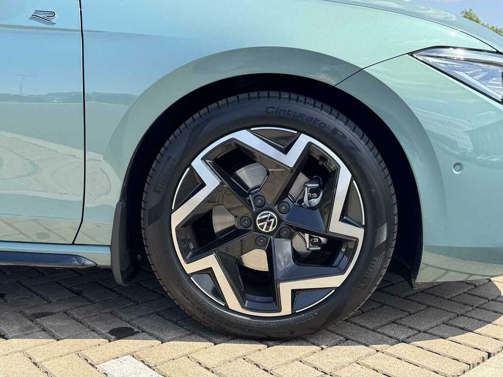Volkswagen Passat 1.5 Etsi R-line Dsg Green #5