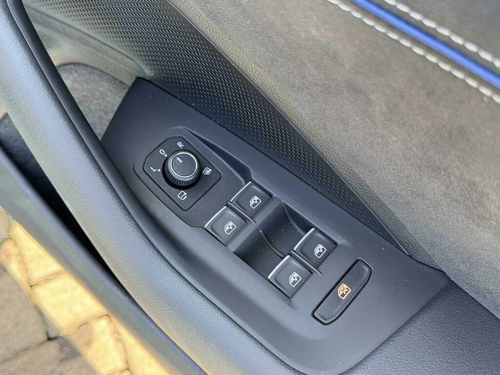 Volkswagen Passat 1.5 Etsi R-line Dsg Grey #20