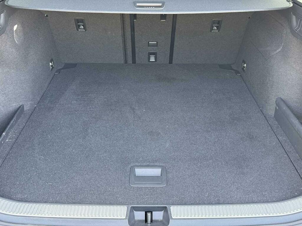 Volkswagen Passat 1.5 Etsi R-line Dsg Grey #9