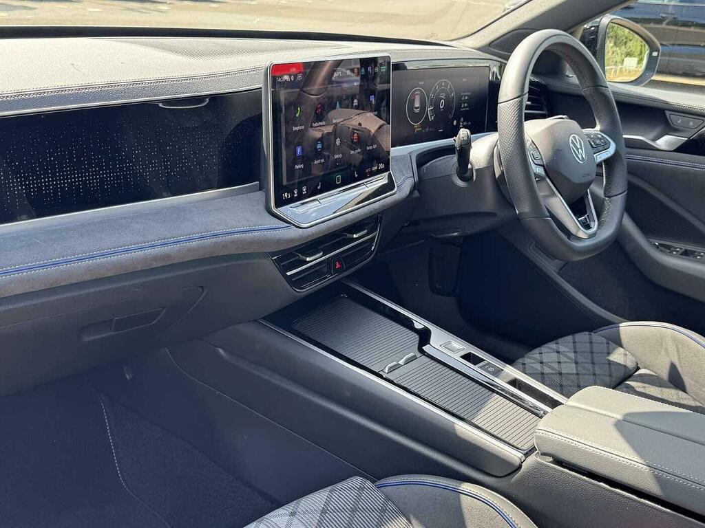 Volkswagen Passat 1.5 Etsi R-line Dsg Green #2
