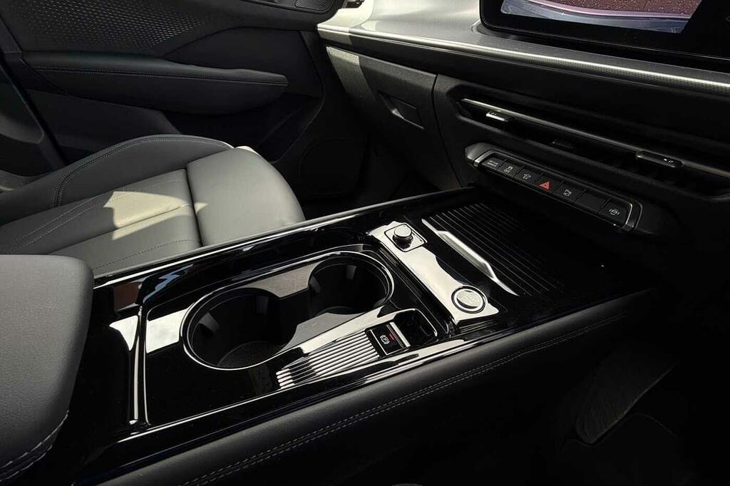 Audi Q3 Black Edition 35 Tfsi 150 Ps S Tronic Black #8
