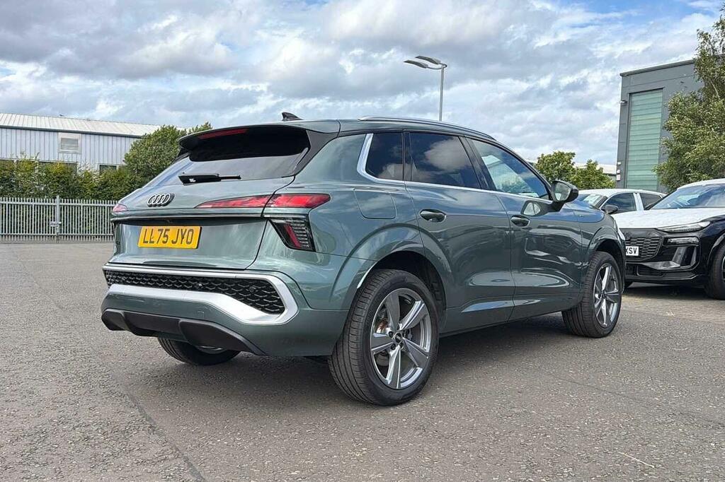 Audi Q3 Black Edition 35 Tfsi 150 Ps S Tronic Black #16
