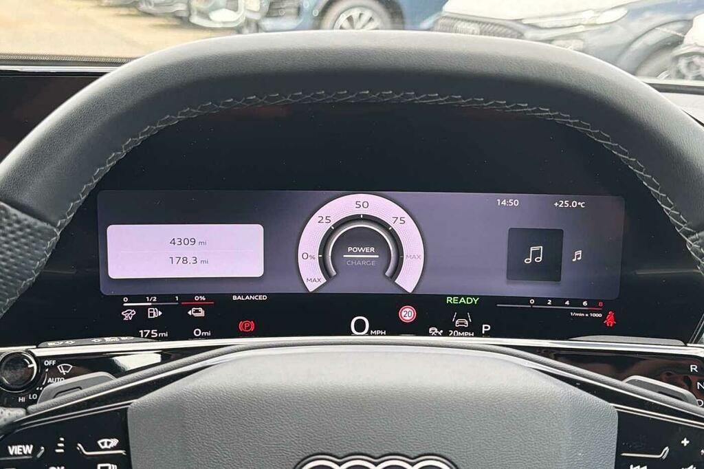 Audi Q3 Black Edition 35 Tfsi 150 Ps S Tronic Black #24
