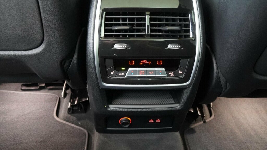 BMW X7 Xdrive40d M Sport 3.0 Black #42