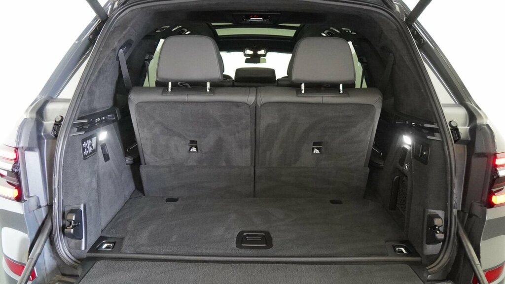 BMW X7 Xdrive40d M Sport 3.0 Black #32