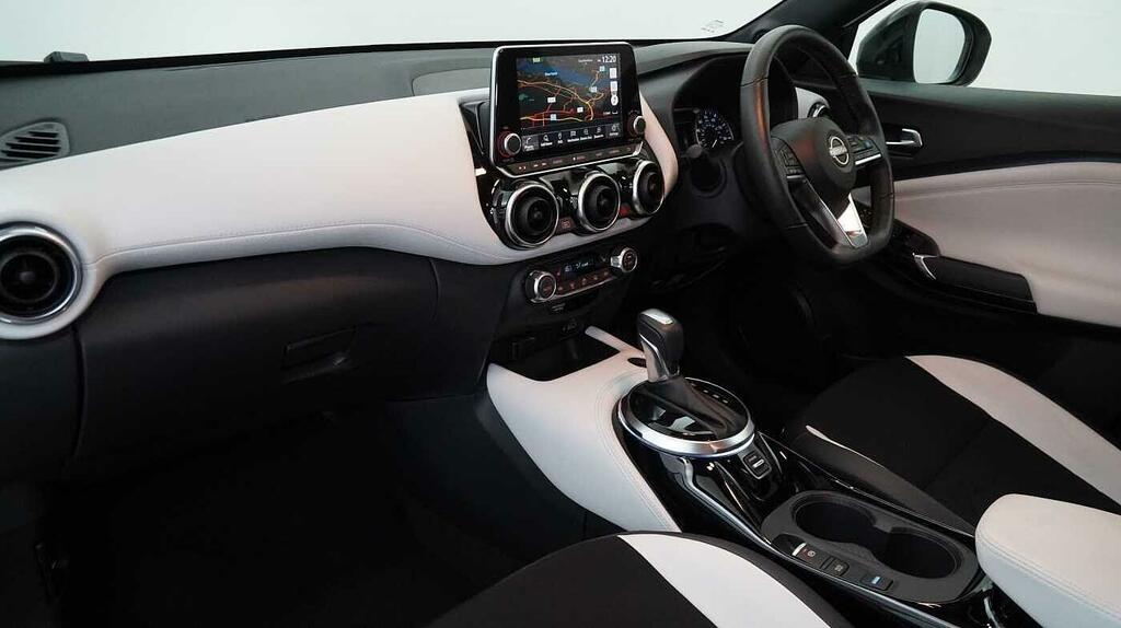 Nissan Juke 1.6 143 Hev Hybrid Tekna With Bose Audio And White #2