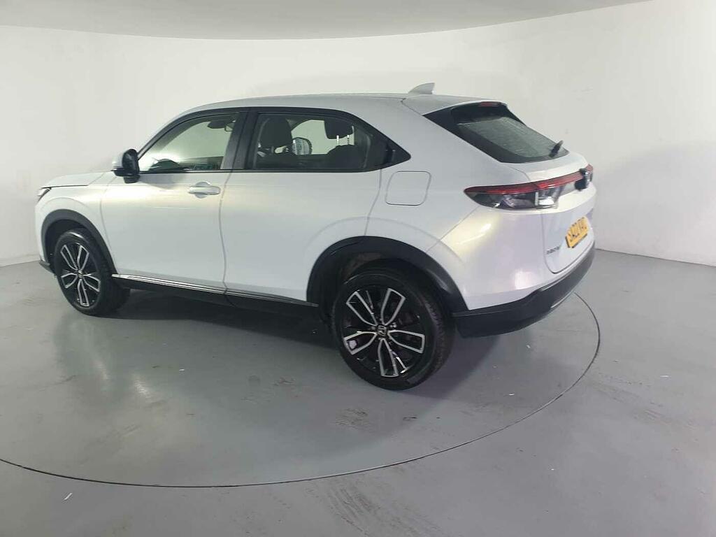 Honda Hr-V 1.5 Ehev Elegance Cvt White #3