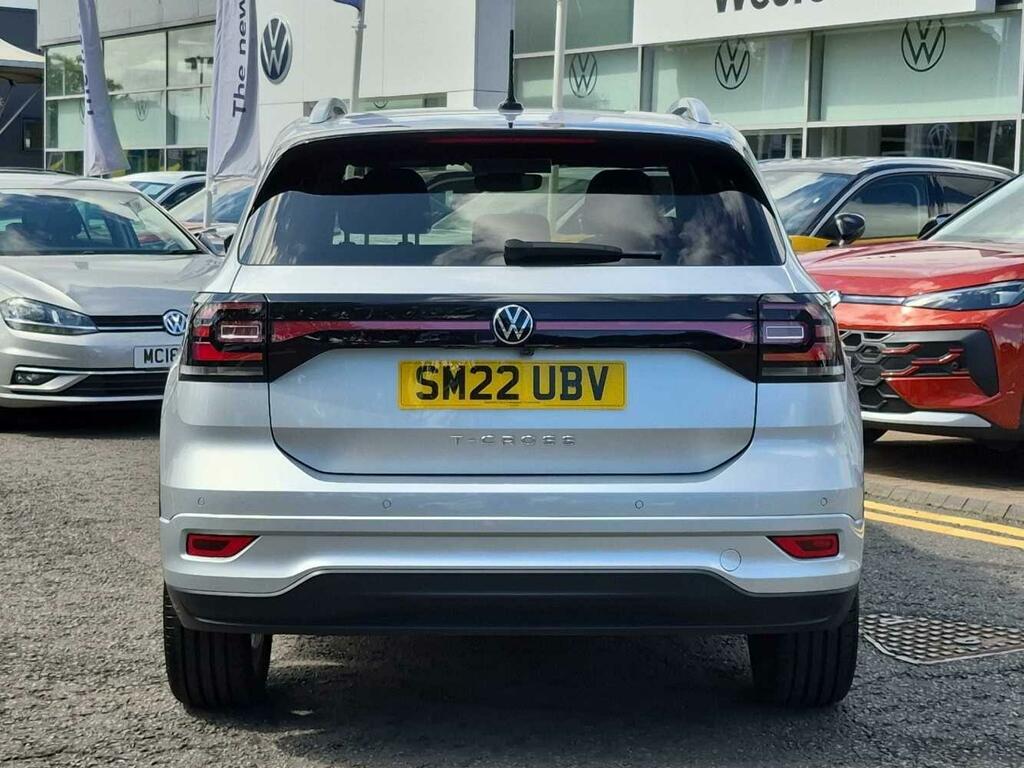 Volkswagen T-Cross R-line 1.5 Tsi Evo 150Ps 7-Speed Dsg Silver #4