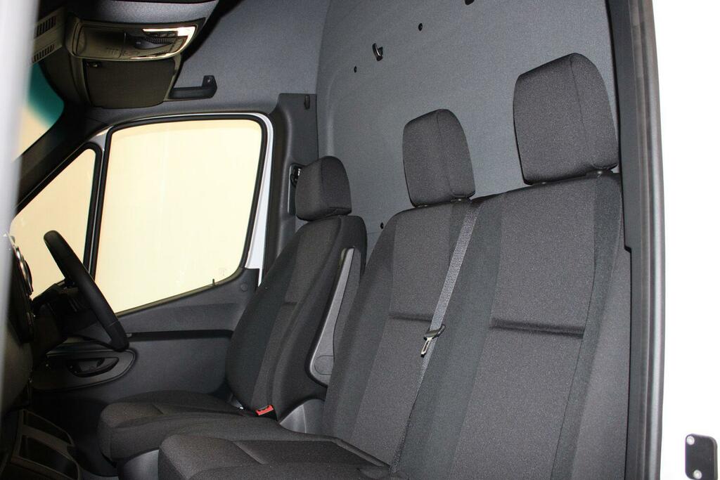 Mercedes-Benz eSprinter 320 81Kwh Pro Panel Van Rwd L2 H  #16