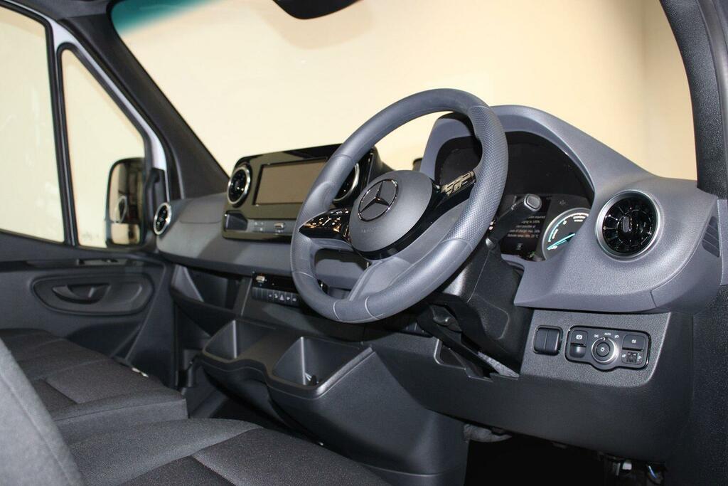 Mercedes-Benz eSprinter 320 81Kwh Pro Panel Van Rwd L2 H  #13