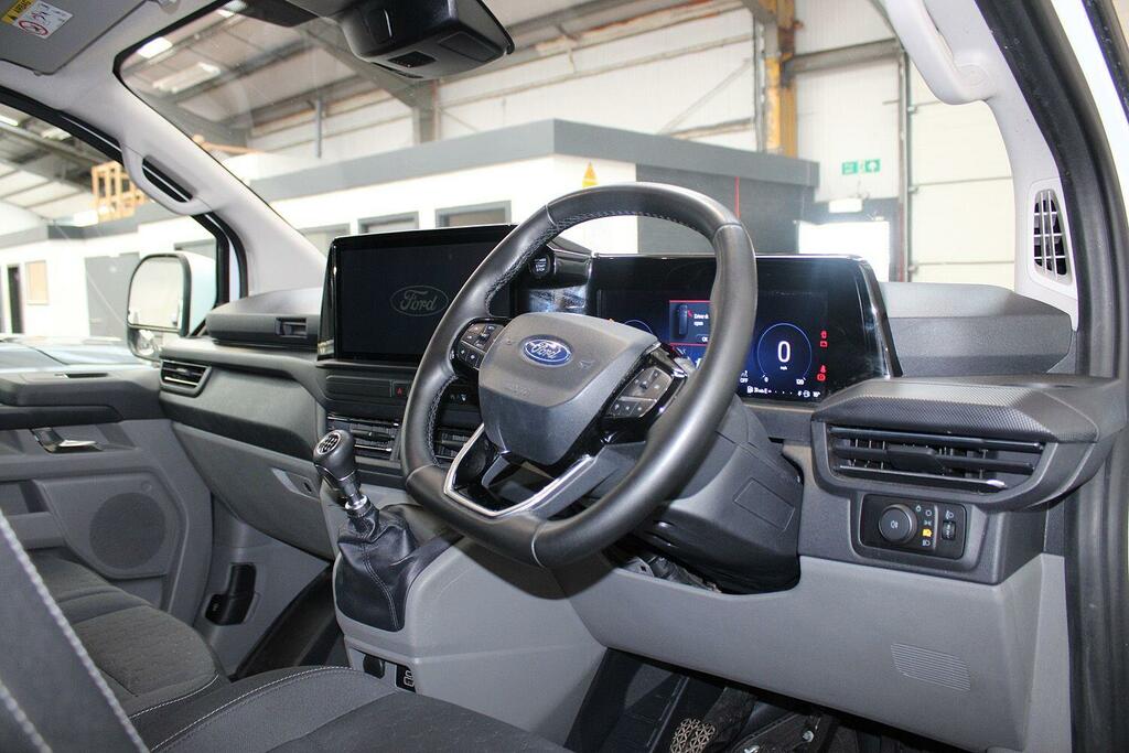 Ford Transit Custom 2.0 320 Ecoblue Limited Panel Van Manua WT25UGR White #3