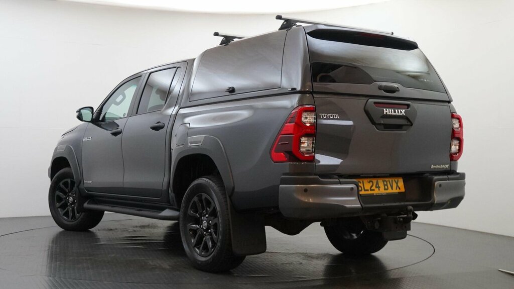 Toyota HILUX 2.8 D-4d Invincible X 4Wd Euro 6 Ss Grey #4