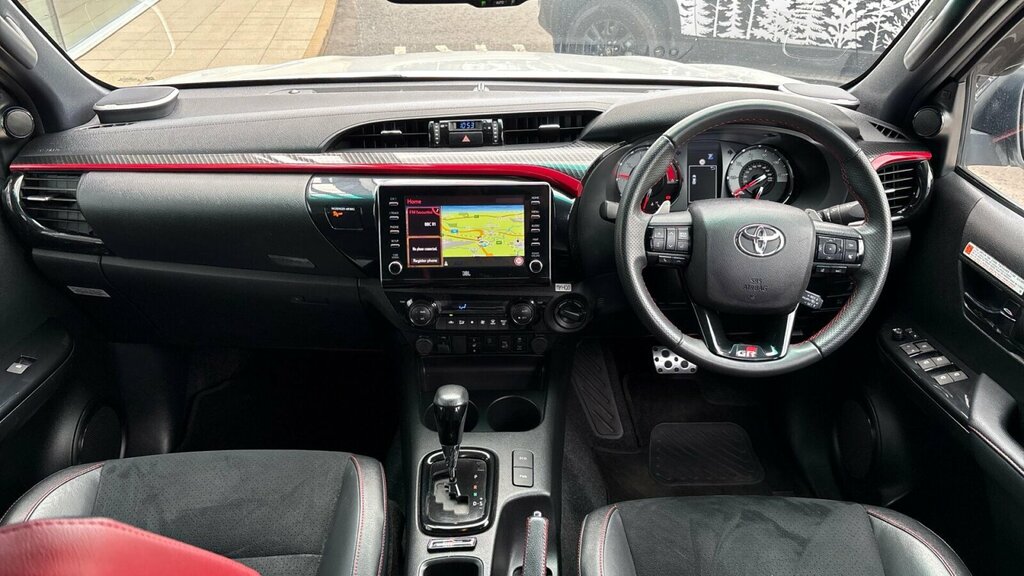 Toyota HILUX 2.8 D-4d Gr Sport 4Wd Euro 6 Ss SK24FHZ White #6