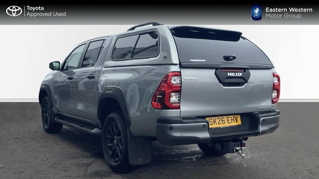 Toyota HILUX 2.8 D-4d-h Invincible X 4Wd Euro 6 Silver #4