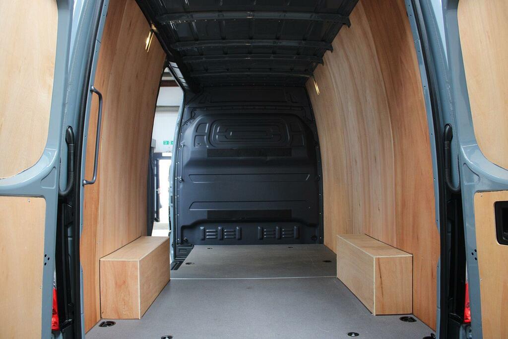 Mercedes-Benz Sprinter 2.0 315 Cdi Pro Panel Van G-tronic Rwd KR25LNO Blue #2