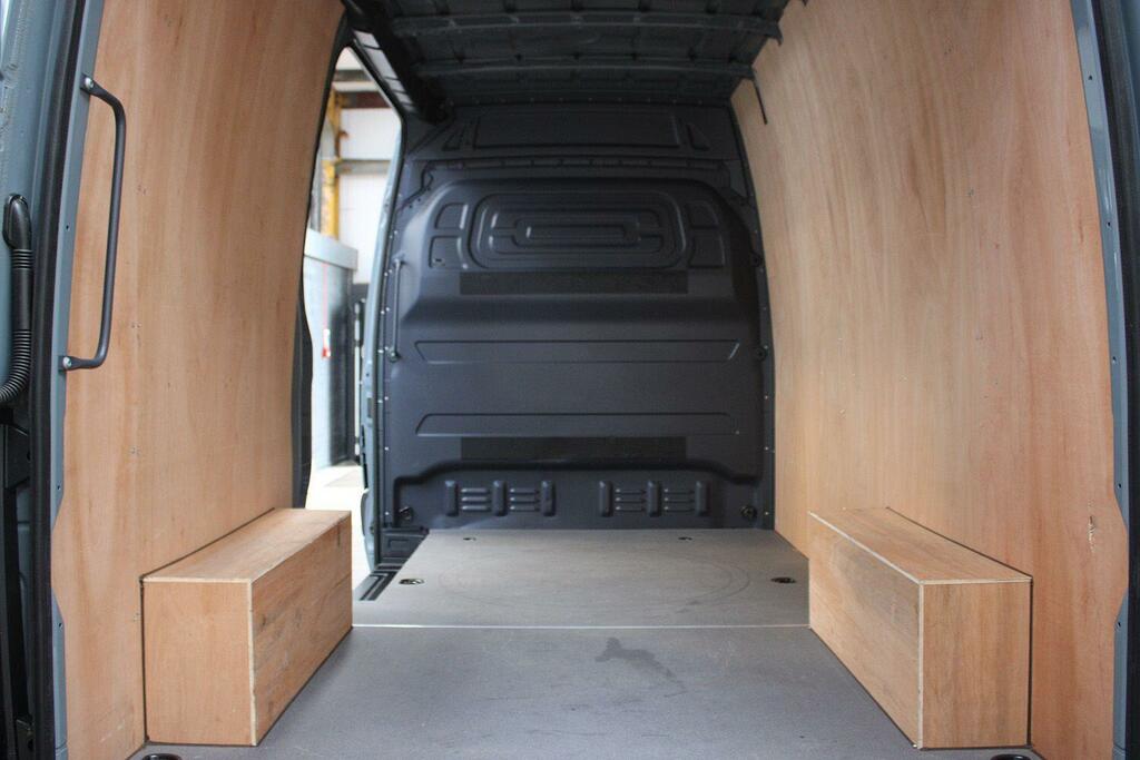 Mercedes-Benz Sprinter 2.0 315 Cdi Pro Panel Van G-tronic Rwd KR25LNF Blue #2