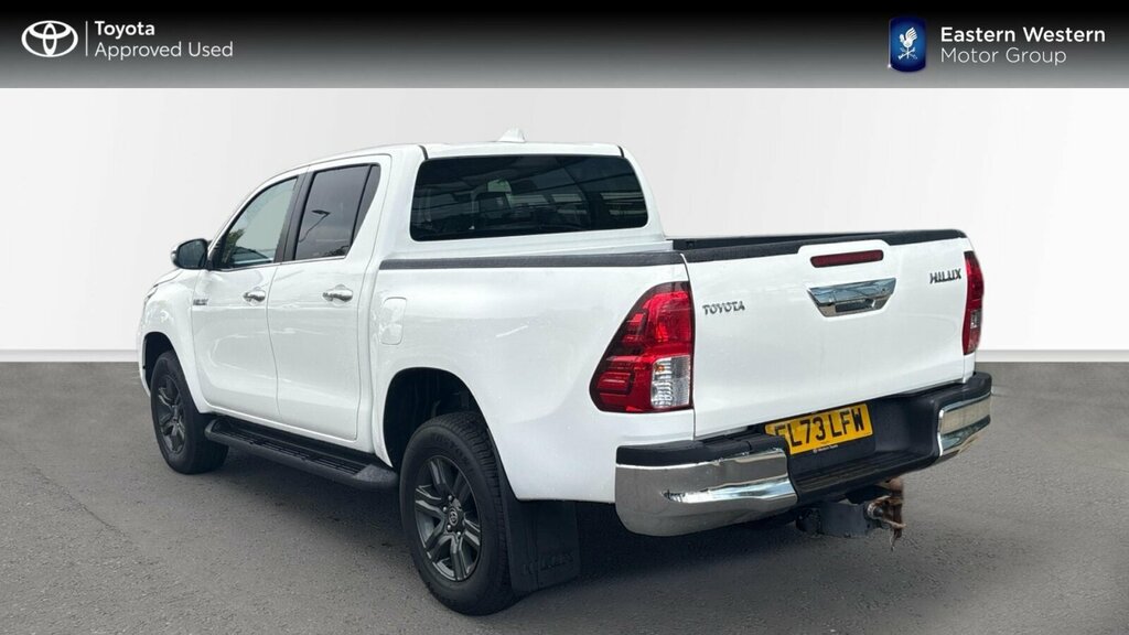 Toyota HILUX 2.4 D-4d Icon 4Wd Euro 6 Ss White #5
